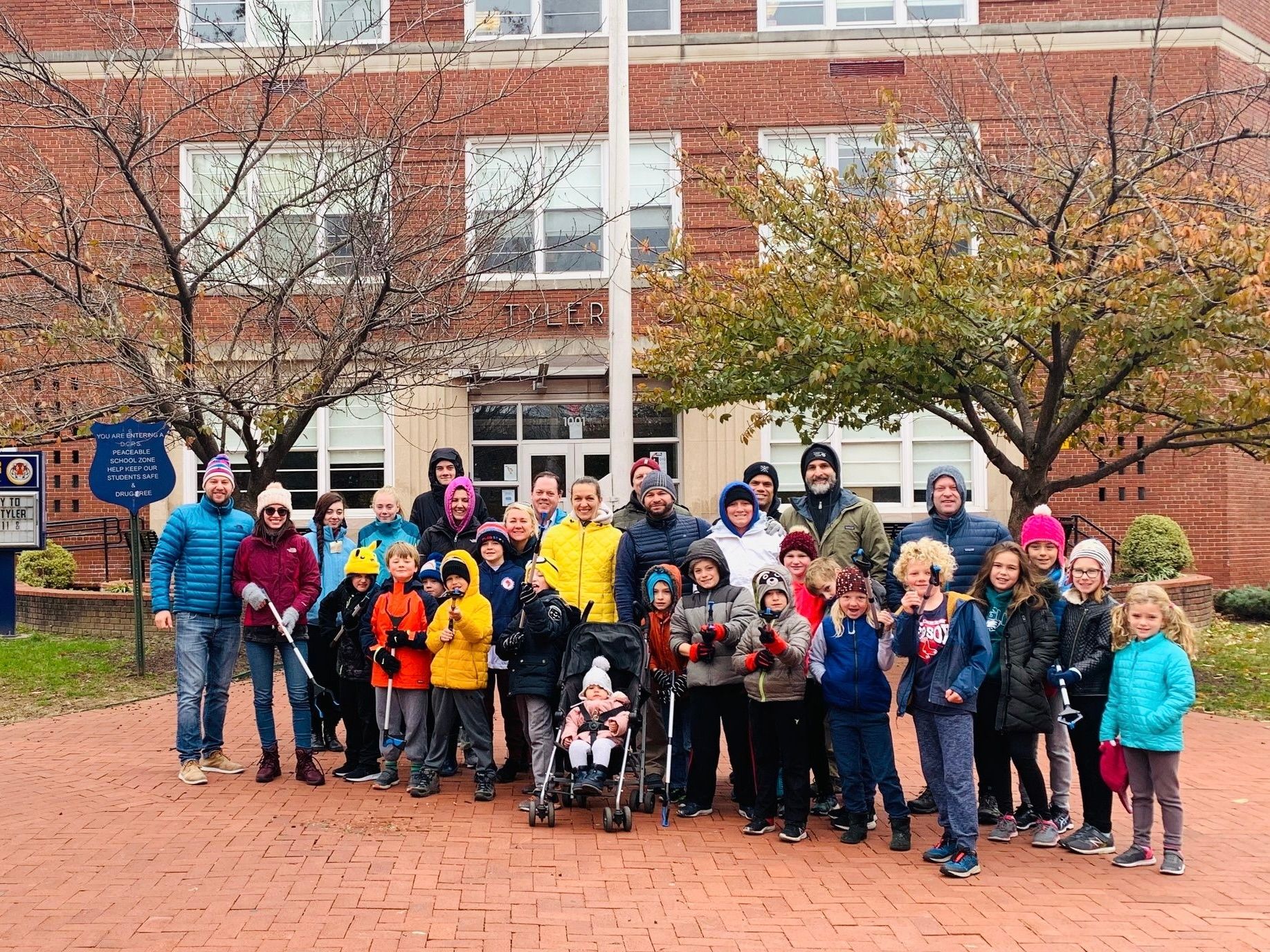 Dc-way-soccer-club-for-kids-in-washington-dc-2020-clean-up-at-chisholm-elementary-school